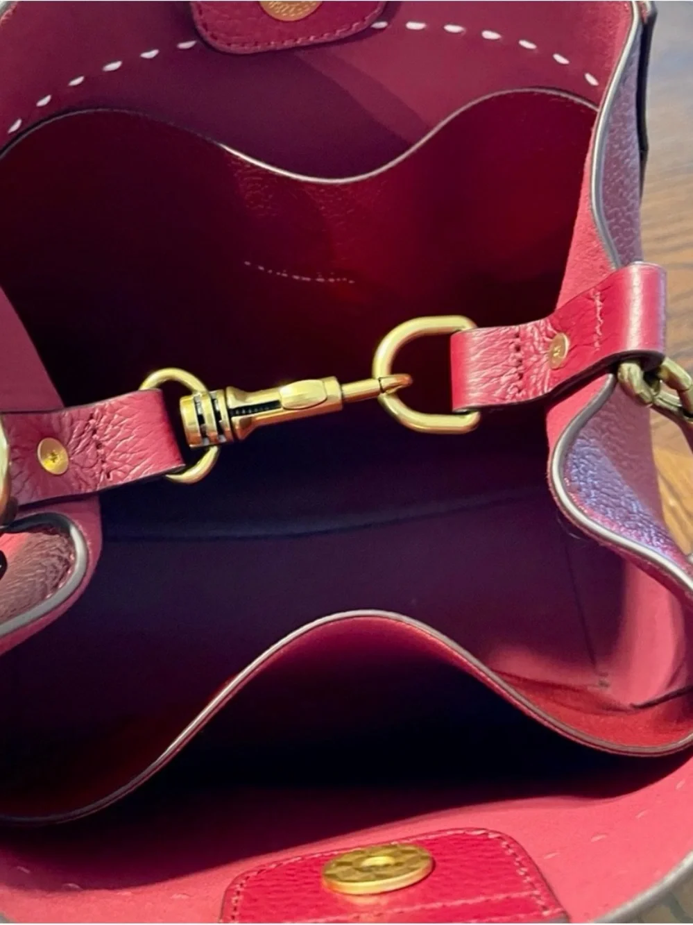 Classic Red Wine Leather Pebbled Shoulder Bag with Gold Accents